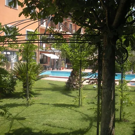 La Perla Del Gargano 3*